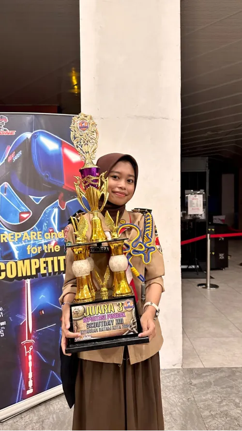 SERBA-SERBI PRESTASI SISWA-SISWI SMAN 24 BATAM ( 1 )