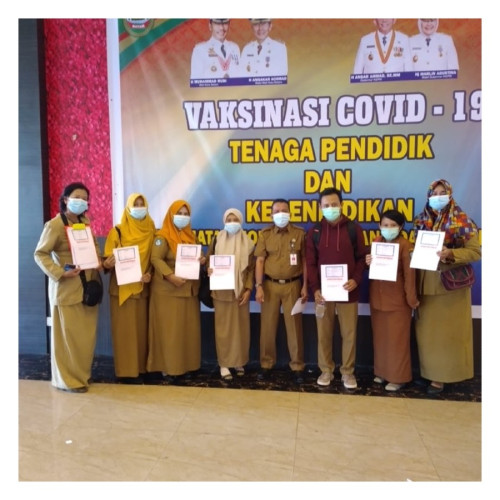 VAKSINASI COVID-19 TENAGA PENDIDIK DAN KEPENDIDIKAN KOTA BATAM